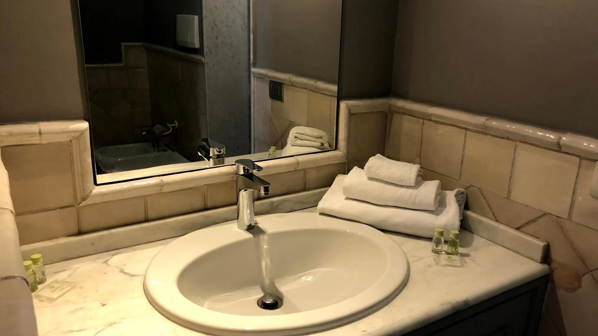 Pantheon Palazzo Lanzi Hotel Rome