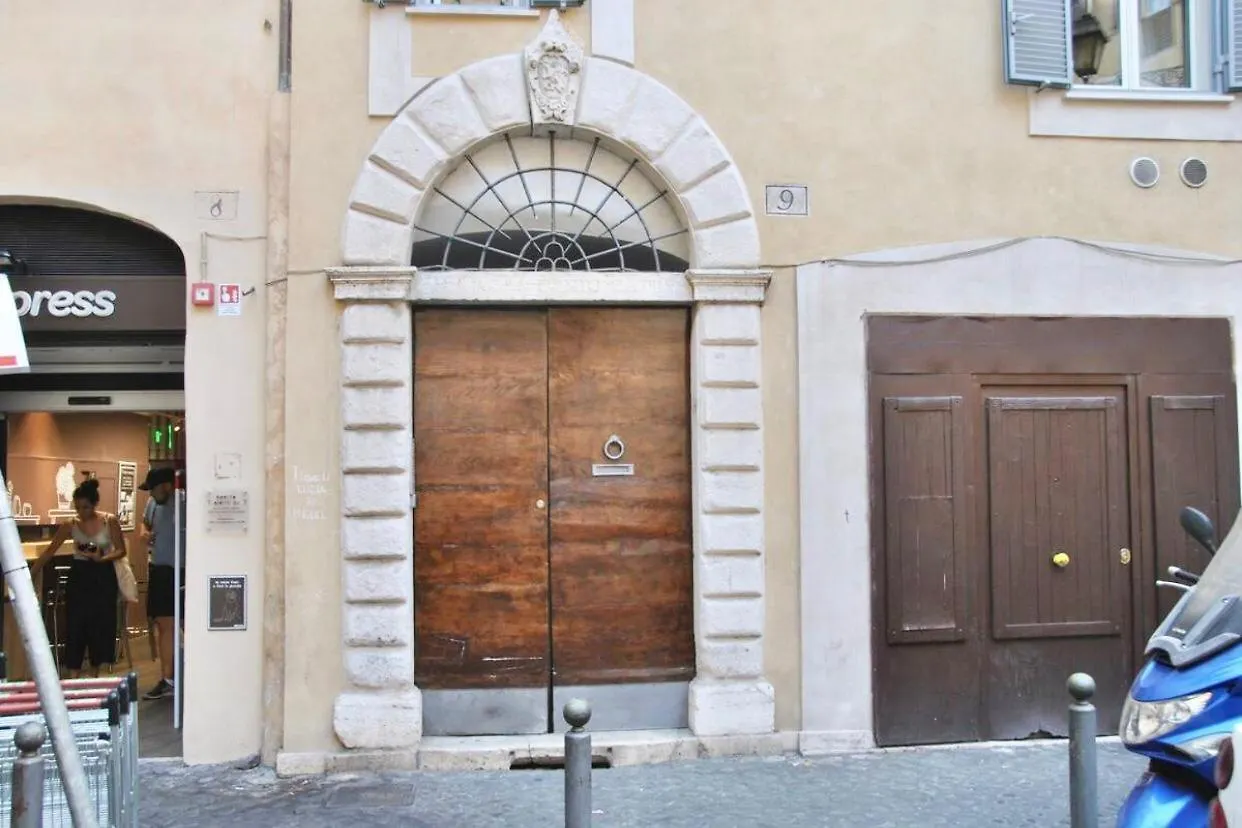 Pantheon Palazzo Lanzi Hotel Rome Italy